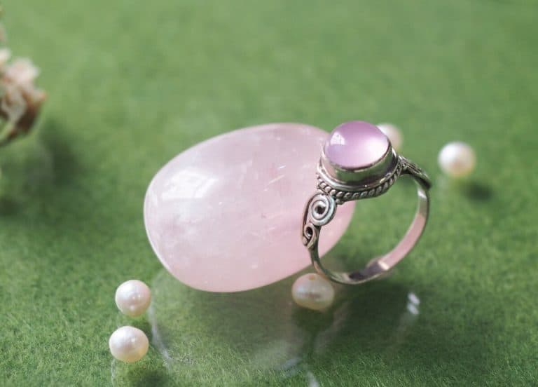 Rose Quartz Meaning And Healing Properties