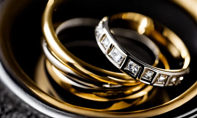 Can You Wear A Gold Wedding Band With A Silver Engagement Ring?