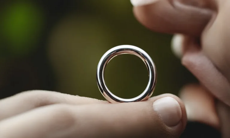 Septum Piercing 101: What Size Ring Do They Pierce You With?